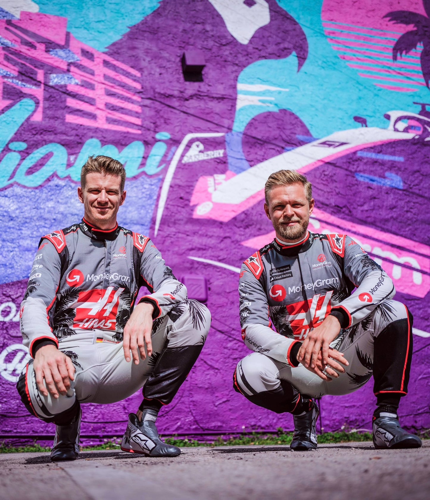 2023 KEVIN MAGNUSSEN F1 TEAM RACE SUIT - Rental Sports