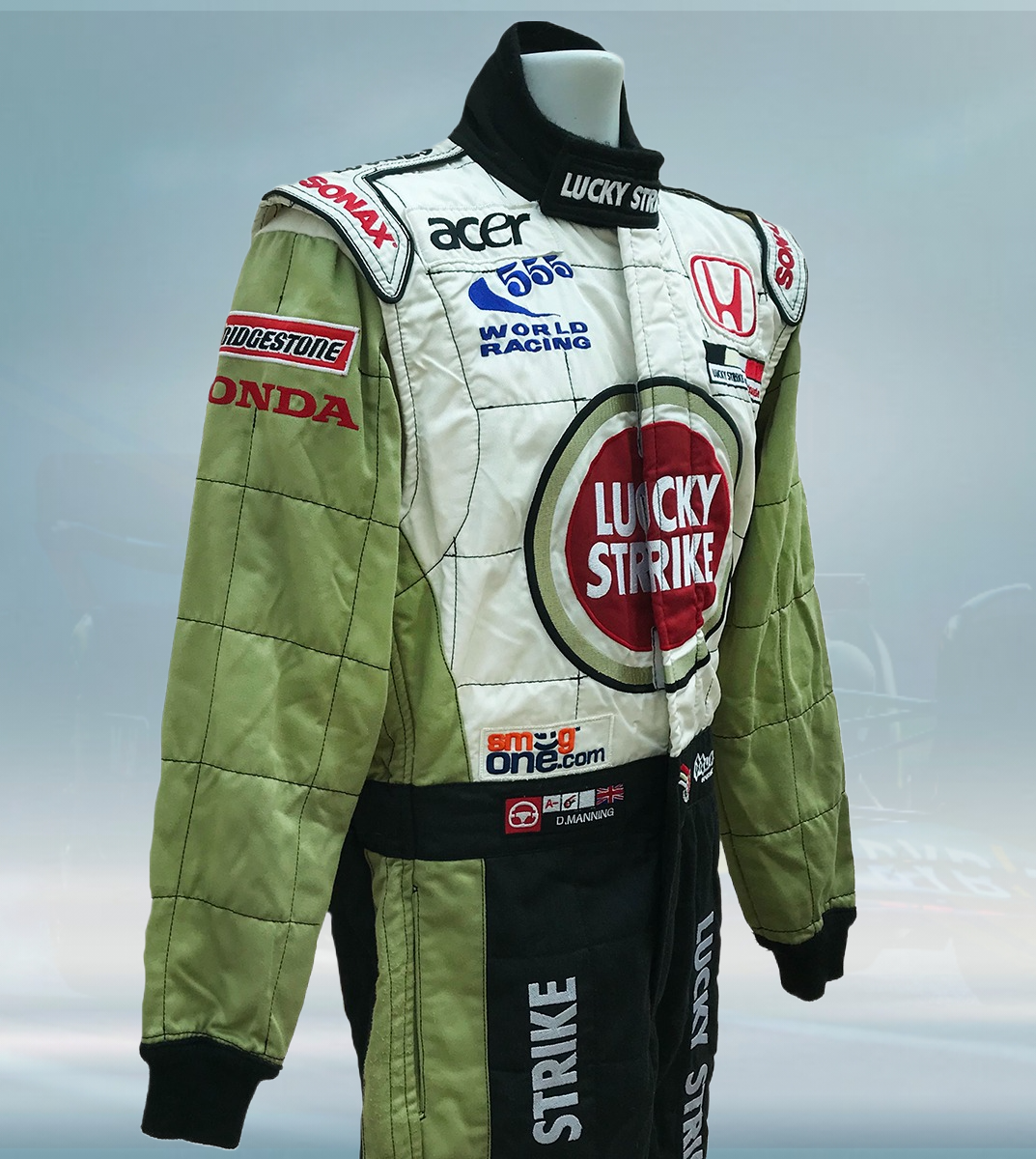 2001 Darren Manning Lucky Strike BAR F1 Suit